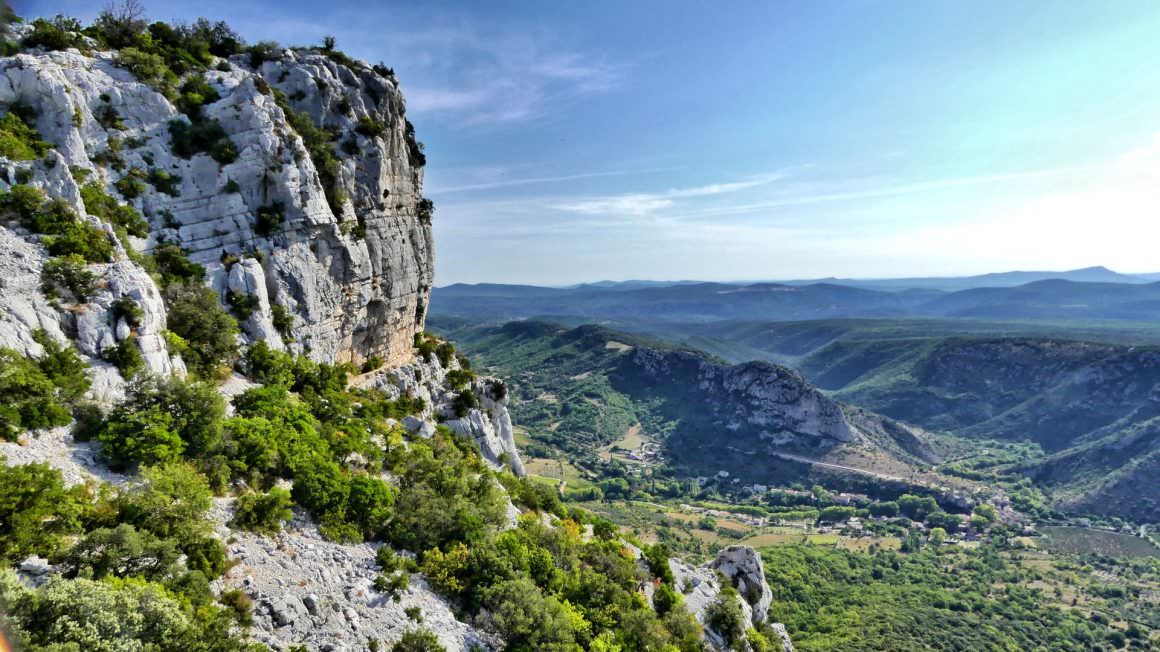 La vallée de la Buèges depuis le massif de la Séranne