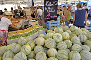 Marché étal de melons