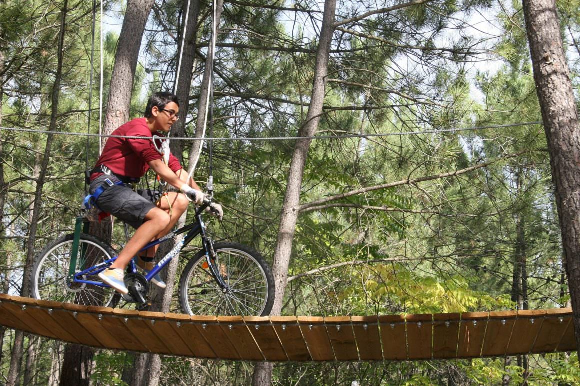 Parcours dans les arbres accrobranche Arbre et Aventure 34