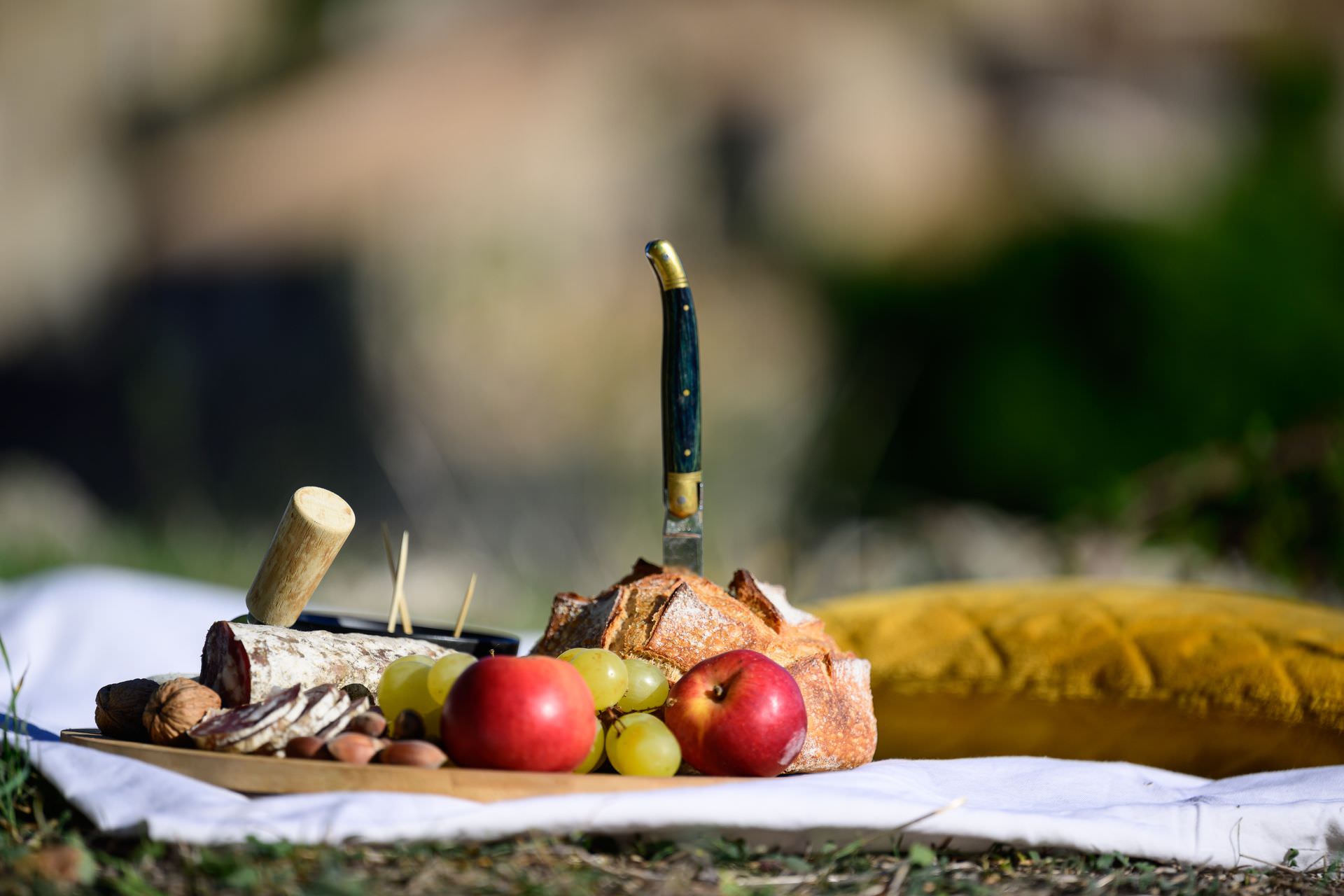 Plateau de produits du terroir pour un pique-nique