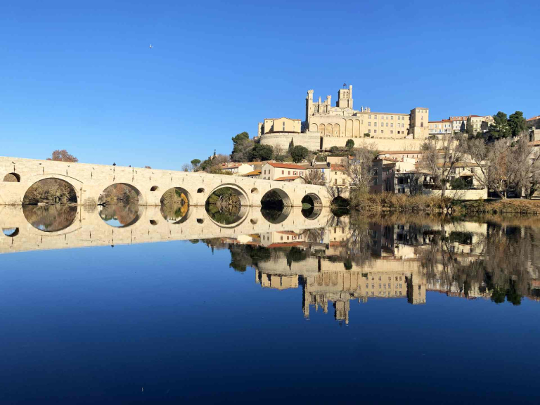 Béziers et le Pont Vieux sur l'Orb