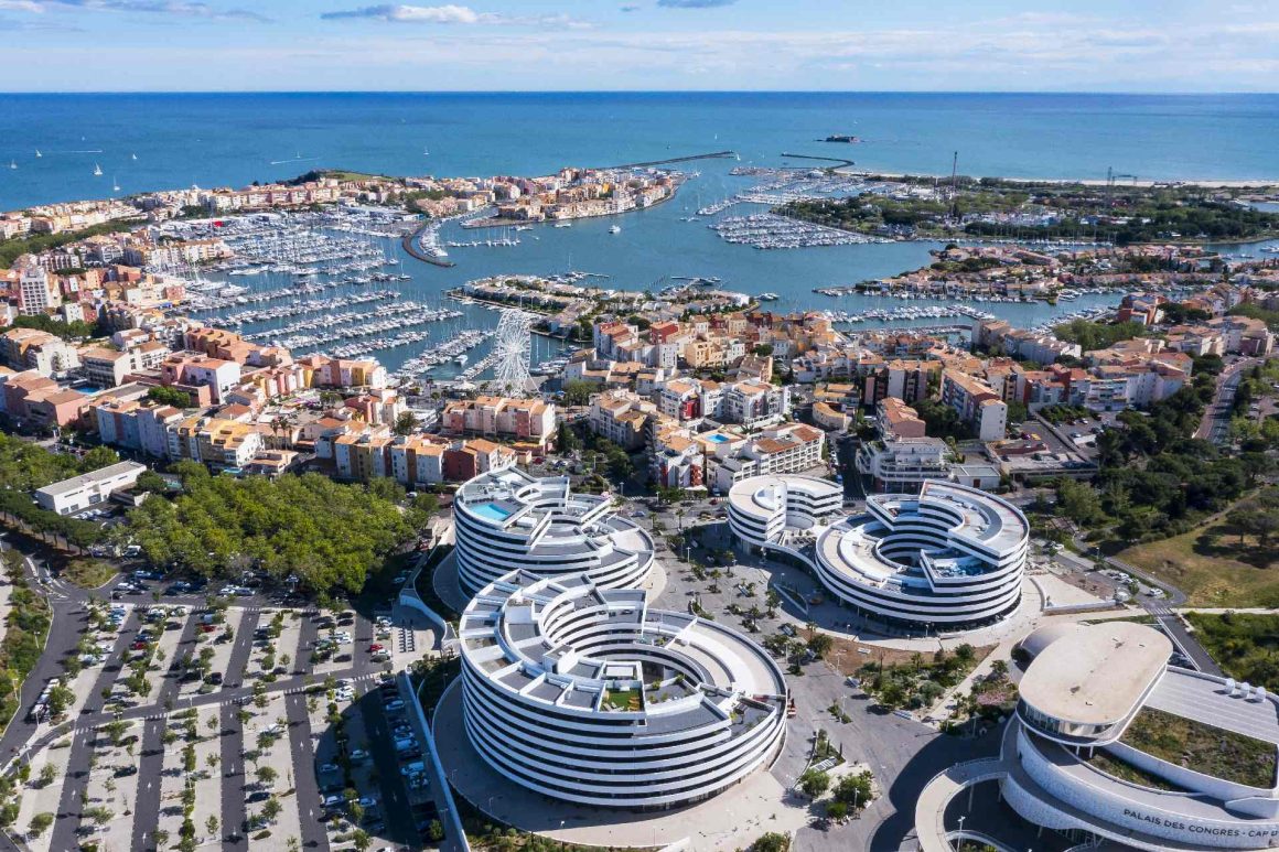 Vue aérienne du Cap d'Agde